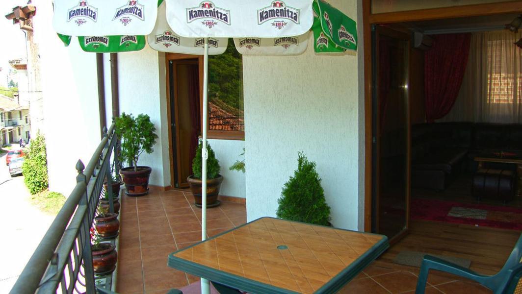 Family Hotel Silvestar Veliko Tărnovo Exterior foto