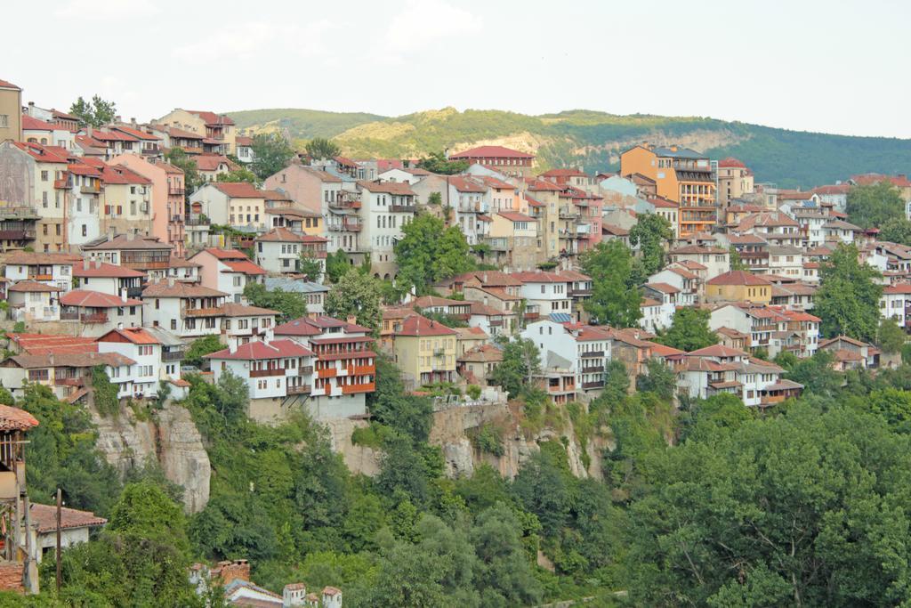 Family Hotel Silvestar Veliko Tărnovo Exterior foto
